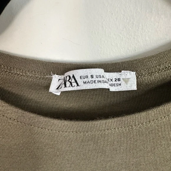 Zara Olive Crop top Tee - Picture 3 of 3